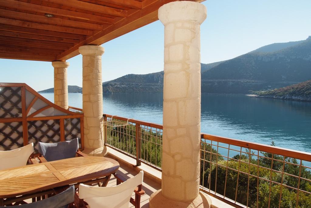 Secret Arcadia Bay - Maisonette Breathtaking Sea & Mountain View-Just On The Beach Agios Andreas  Buitenkant foto